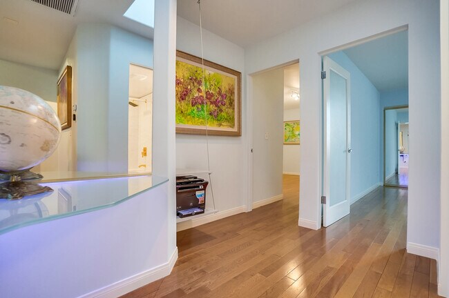 Building Photo - 1128 22nd St