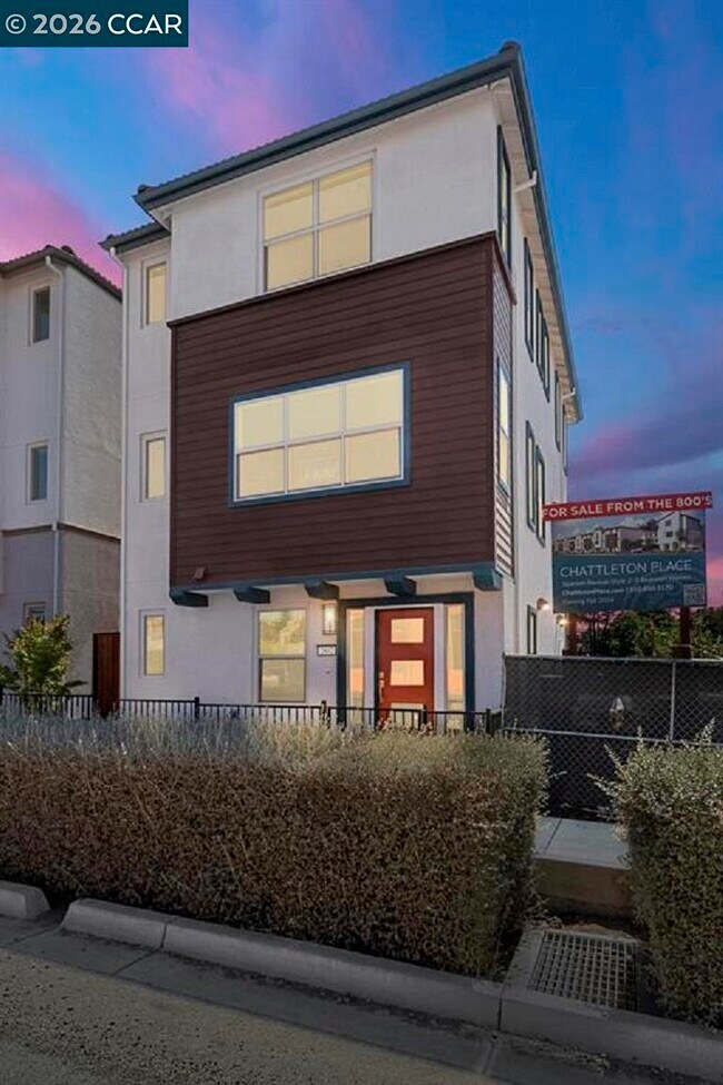 Building Photo - 2802 Chattleton Ln