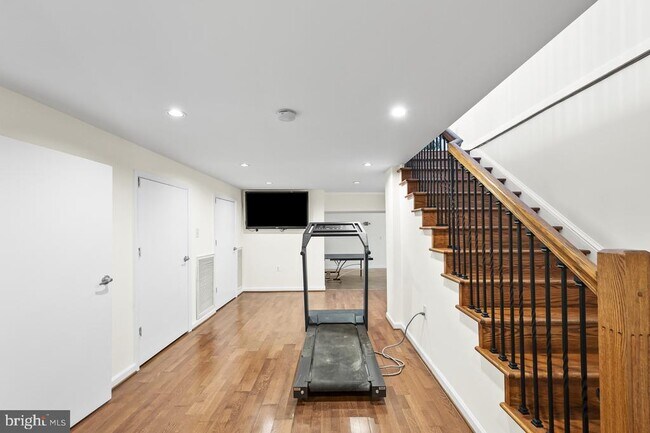 Building Photo - 10009 Sinnott Ct