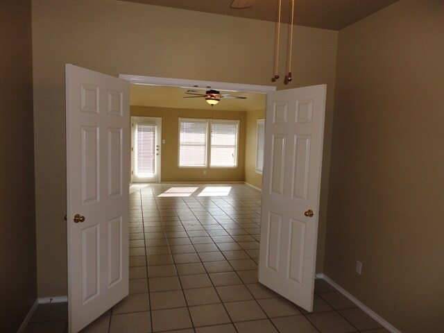Building Photo - 911 Kirtomy Loop