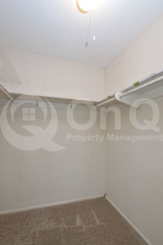 Building Photo - 4028 N Granite Reef Rd