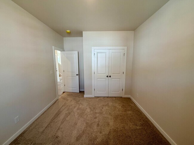 Building Photo - Brand New 4BR/3BA Home in Blue Sky Meadows