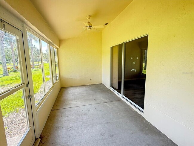 Building Photo - 2217 Brookfield Greens Cir