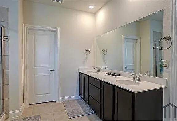 Building Photo - 11205 Blaze St