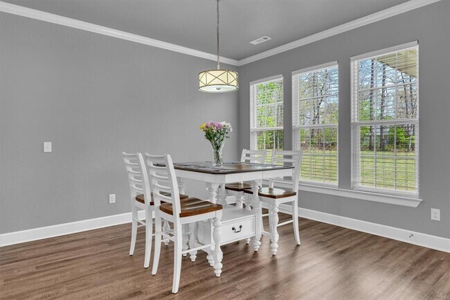 Building Photo - 25 Ruthwell Dr