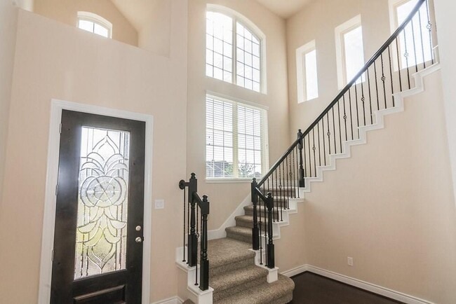 Building Photo - 25618 Fleming Lodge Ln