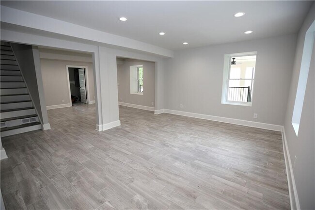 Building Photo - 957 Briarcliff Rd NE