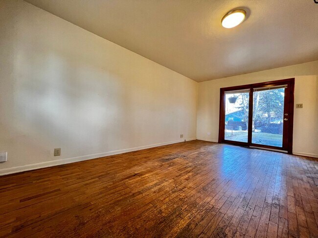 Building Photo - Ranch-Style 3 Bed, 1.5 Bath Home Near Avery Park in Fort Collins