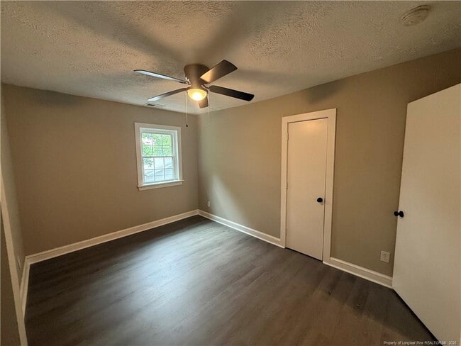 Building Photo - 807 Branson St