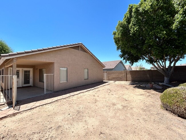Building Photo - Single Story 3/2 N. Phoenix Home Ready 4 M...
