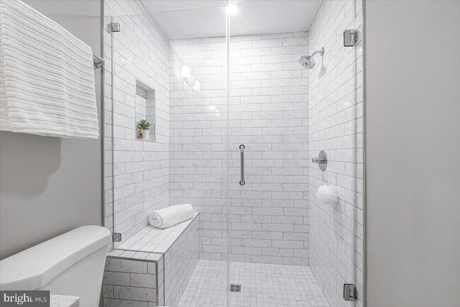 Building Photo - 901 Hobbs Dr