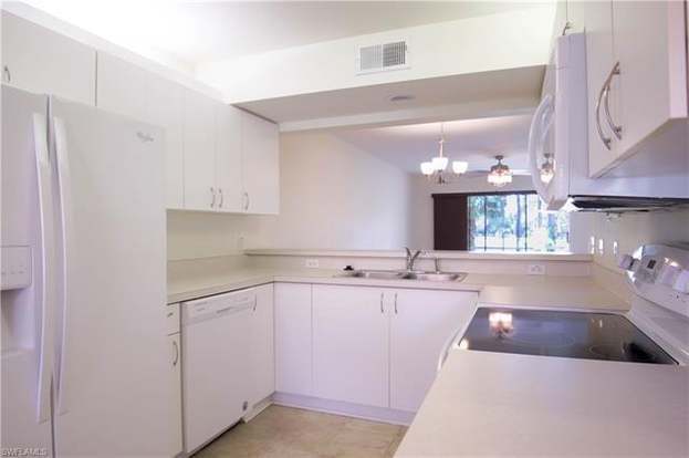 Building Photo - 273 Robin Hood Cir