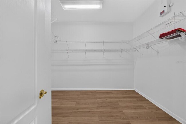 Building Photo - 914 SW 83rd Terrace