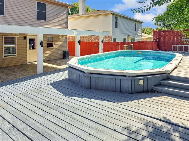 Building Photo - 4602 Green Meadow Dr