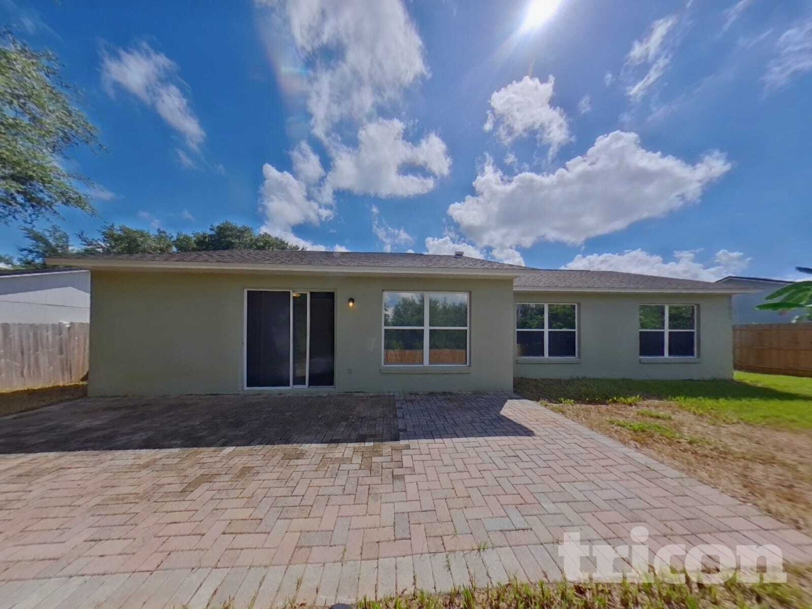 Building Photo - 15115 Margaux Dr