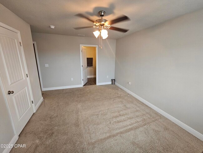 Building Photo - 5804 Callaway Cir