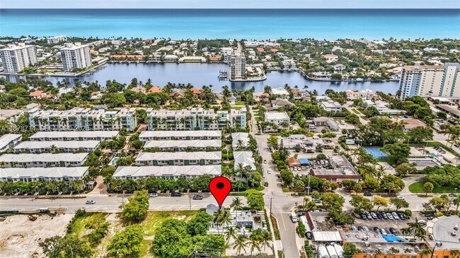 Building Photo - 394 SE 5th Ave