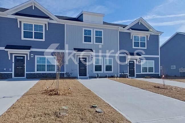 Building Photo - 2097 Banyan Cir