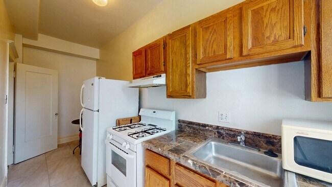 Building Photo - 1514 17th St NW