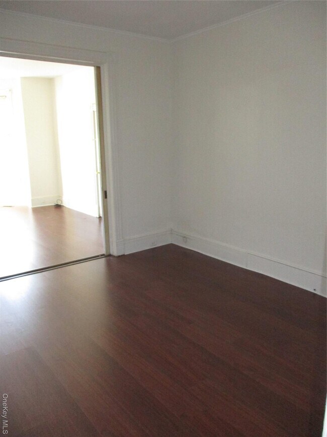 Building Photo - 33 Bay View Terrace