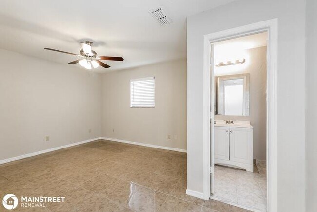 Building Photo - 240 GRIFFORD DR, KISSIMMEE, FL 34758