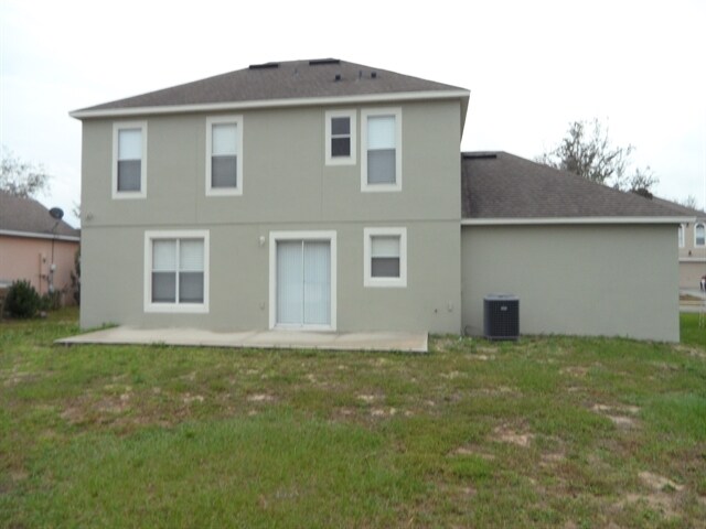 Building Photo - 31810 Parkdale Dr