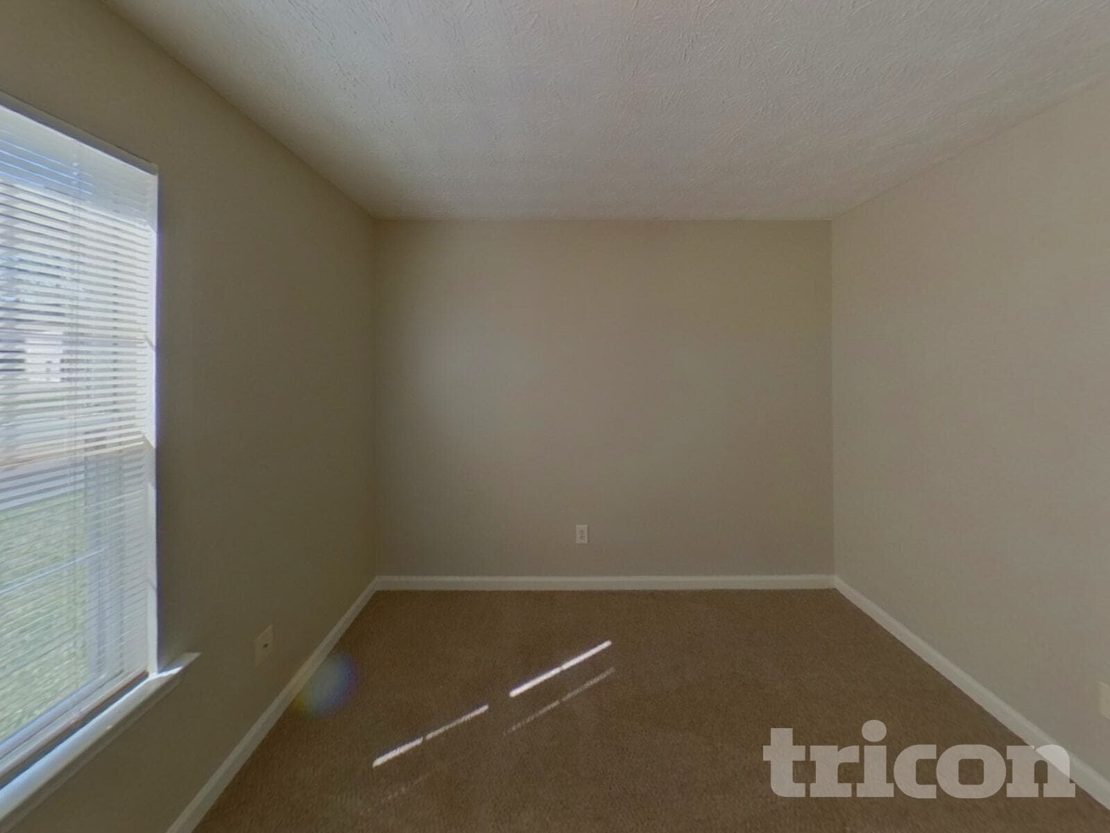 Building Photo - 165 Bridge Landing