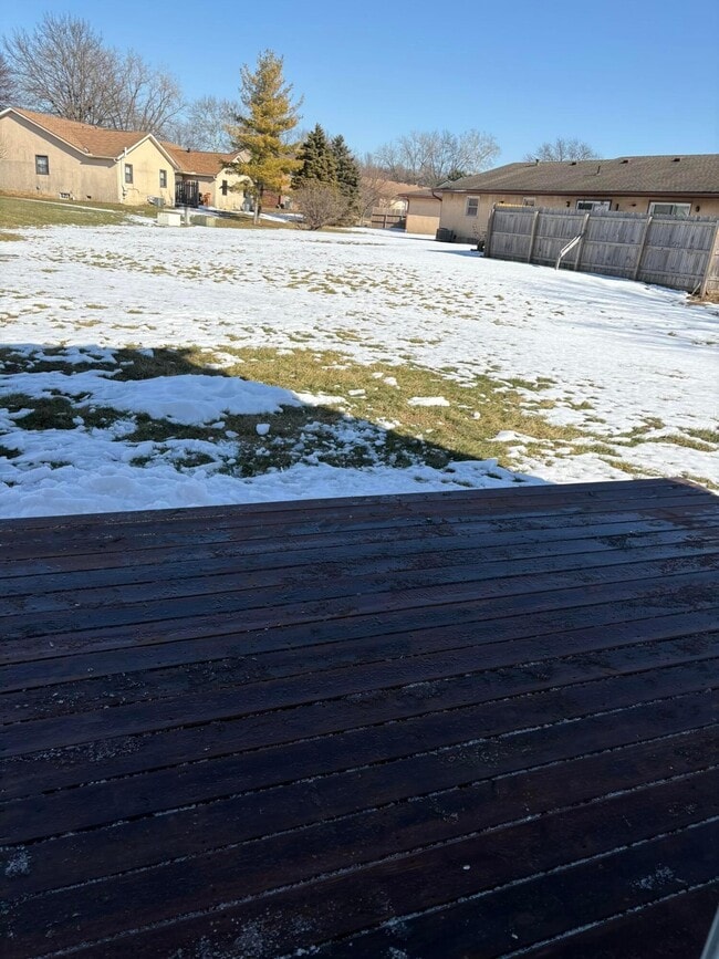 Building Photo - 2232 Pinion Pl