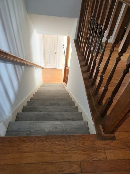 Building Photo - 2156 Cheyenne Way