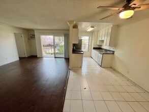 Building Photo - nat934