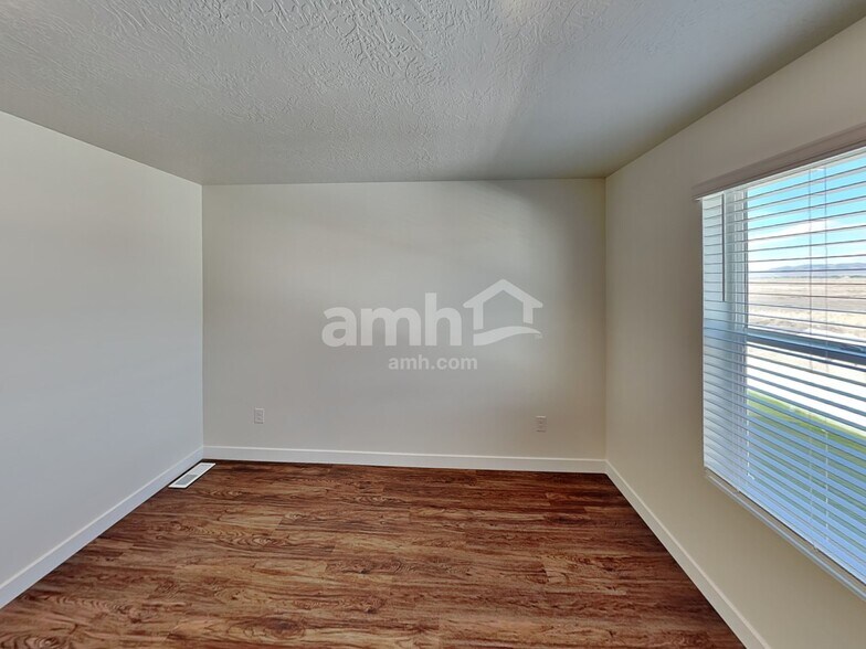Building Photo - 3453 N Annabell St