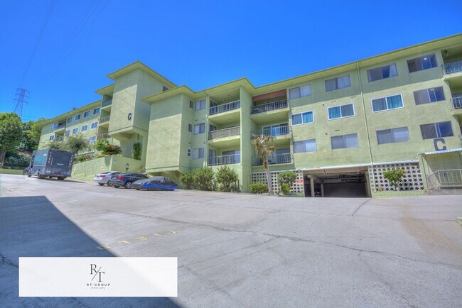 Building Photo - Spacious 2-Bedroom, 2-Bathroom Unit in Prime Monterey Park