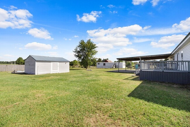 Building Photo - *SPACIOUS HOME IN PIKEVILLE SCHOOL DISTRICT*