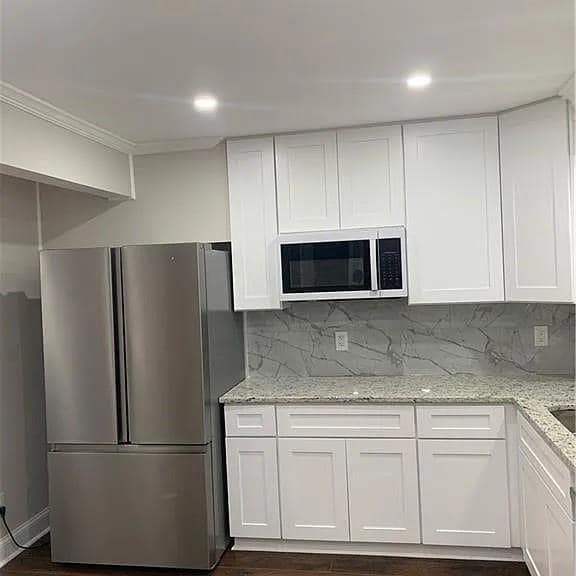 Building Photo - 6046 Danbury Ct