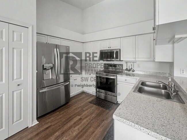 Building Photo - 28861 Bermuda Lago Ct