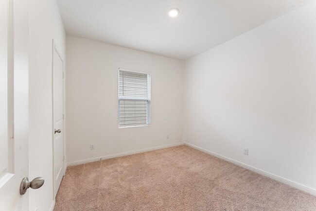 Building Photo - 6032 Pearl Mdw