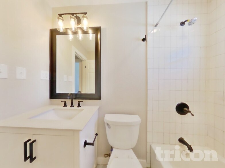 Building Photo - 2291 E 90th Ave