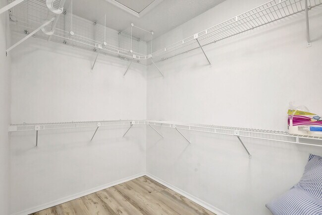 Building Photo - 107 Parkside Colony Dr