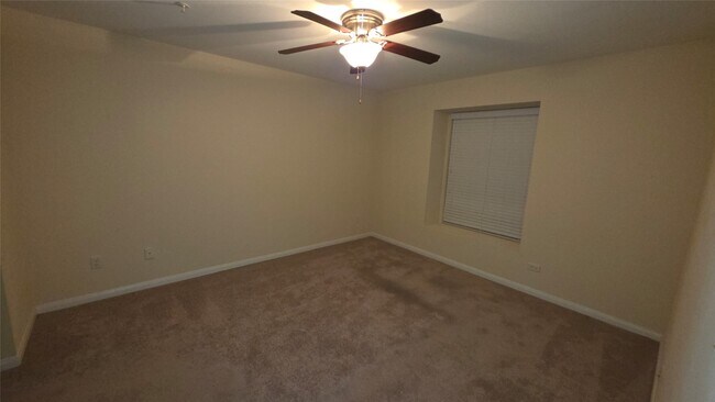 Building Photo - 8415 Hearth Dr