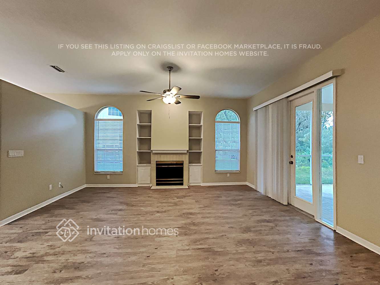 Building Photo - 805 Suntree Woods Dr