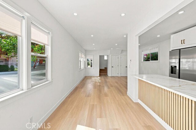 Building Photo - 1211 Cole Ave
