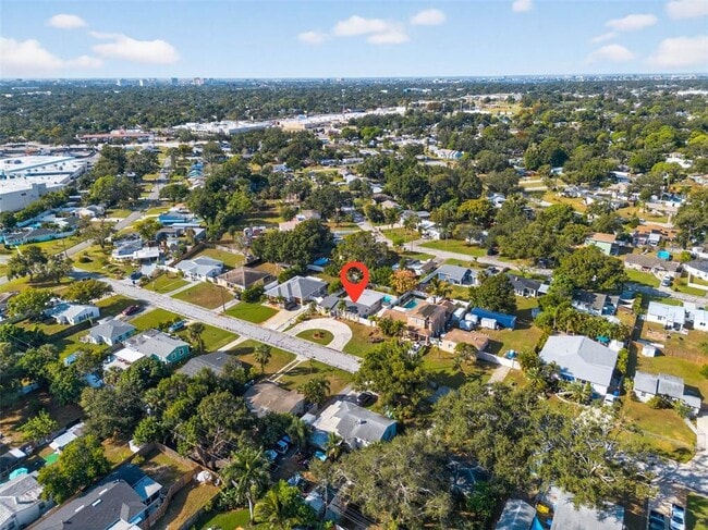 Building Photo - 1334 59th St N