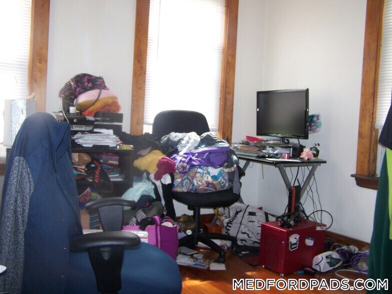 Building Photo - 79 Capen St