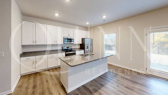 Building Photo - 223 Almaden St