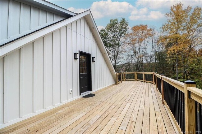 Building Photo - 29 CT-55