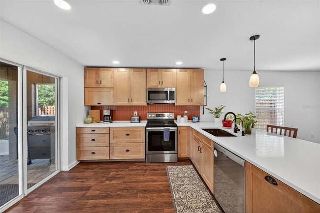 Building Photo - 12543 Chenwood Ave