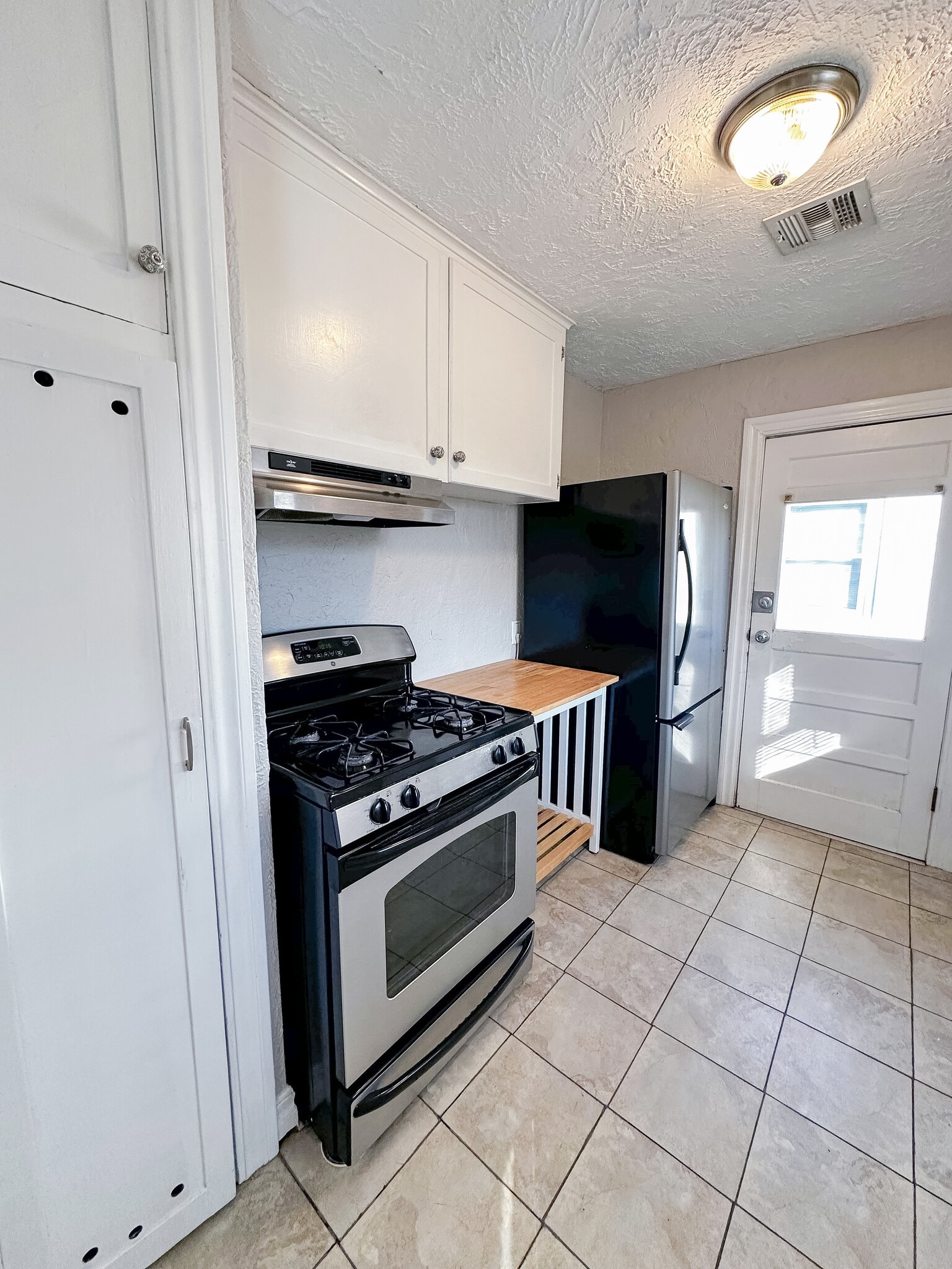 Building Photo - 835 NW 17th St