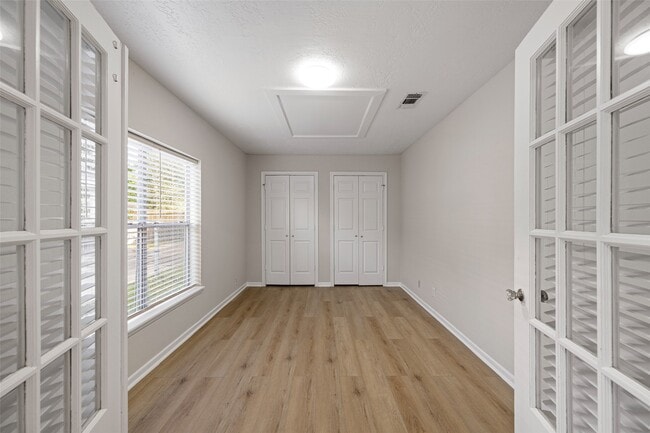 Building Photo - 2501 Dorrington St