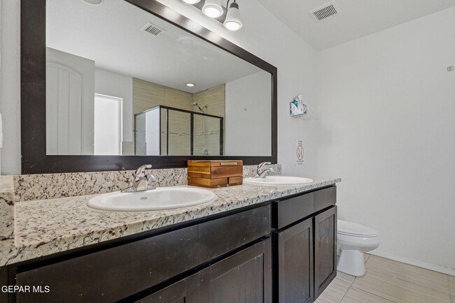 Building Photo - 12748 Tre Maximiliano Ave