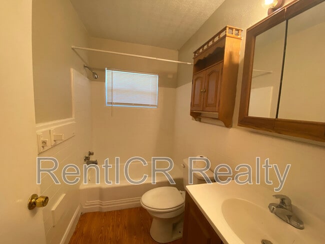 Building Photo - 500 N Mars Ave